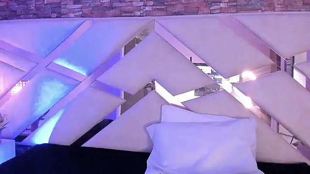 sophie pariss online show from 12/19/25, 03:02