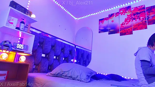 Alex and Fabian online show from 11/19/25, 08:31