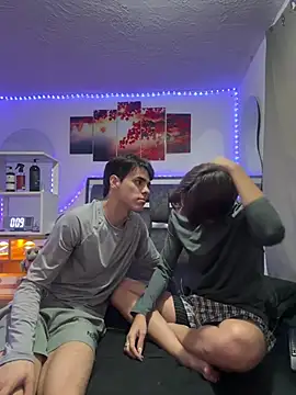 Alex and Fabian online show from 04/26/26, 03:15