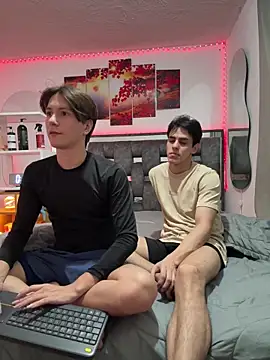 Alex and Fabian online show from 05/01/26, 02:38