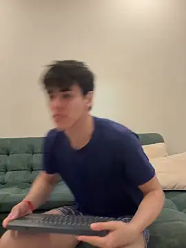 Alex and Fabian online show from 05/04/26, 12:06