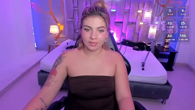 AlessiaDouce online show from 11/09/25, 04:44