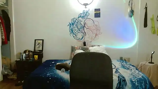 fenixmfx19 online show from 03/10/25, 10:13