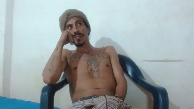 Snapshot of damian_bottom_bigcock chatting on 02/24/26, 10:19 damian bottom bigcock online show from 02/24/26, 10:19