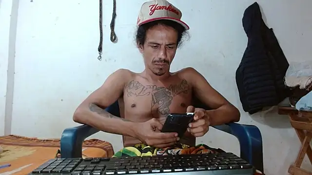damian bottom bigcock online show from 05/20/26, 03:40