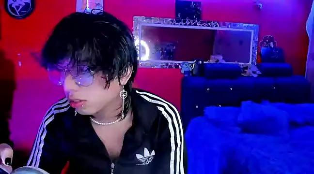 Snapshot of AnggelONfiree chatting on 01/05/25, 06:56 AnggelONfiree online show from 01/05/25, 06:56