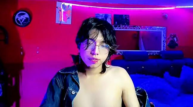 Snapshot of AnggelONfiree chatting on 02/02/25, 06:04 AnggelONfiree online show from 02/02/25, 06:04