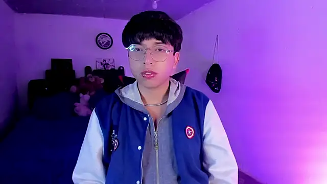 Snapshot of AnggelONfiree chatting on 02/14/26, 11:56 AnggelONfiree online show from 02/14/26, 11:56