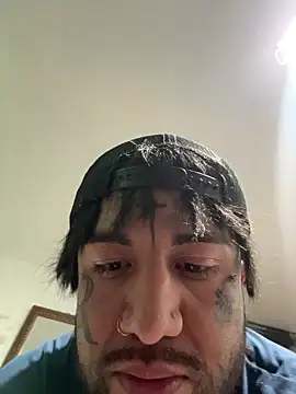 Snapshot of Azazelihornyasf chatting on 01/08/26, 06:48 Azazelihornyasf online show from 01/08/26, 06:48