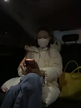 Snapshot of moneymaker_taipei chatting on 03/05/26, 11:28 moneymaker taipei online show from 03/05/26, 11:28