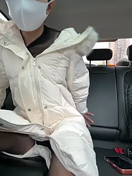 Snapshot of moneymaker_taipei chatting on 03/07/26, 08:00 moneymaker taipei online show from 03/07/26, 08:00