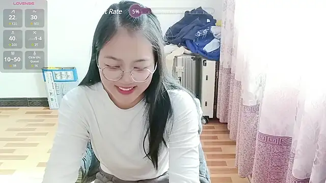 Snapshot of luoxuwen chatting on 02/07/25, 05:10 luoxuwen online show from 02/07/25, 05:10