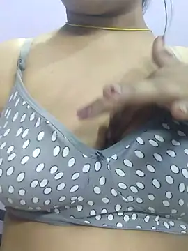 cute riya0 online show from 12/02/24, 05:26