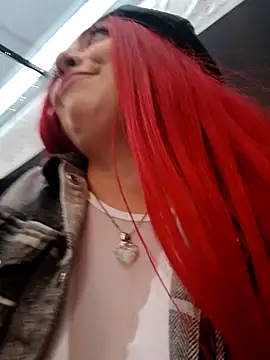 madelaine- online show from 12/28/24, 10:23