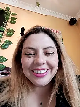 madelaine- online show from 04/30/26, 08:57