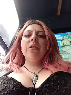 madelaine- online show from 05/10/26, 05:18