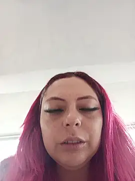 madelaine- online show from 06/17/26, 07:26