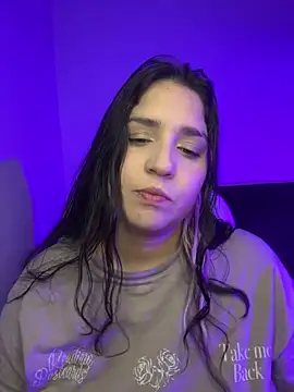 Snapshot of valentina_jonnes1 chatting on 05/09/26, 05:01 valentina jonnes1 online show from 05/09/26, 05:01