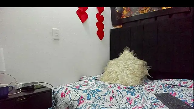 Evaaross 2345 online show from 03/21/25, 09:56