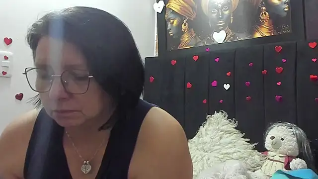 Evaaross 2345 online show from 05/01/26, 01:16