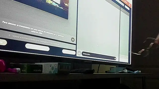 Snapshot of Evaaross_2345 chatting on 06/02/26, 11:23 Evaaross 2345 online show from 06/02/26, 11:23