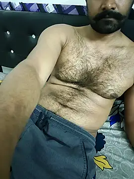 Snapshot of RKumar1994 chatting on 04/14/26, 07:53 RKumar1994 online show from 04/14/26, 07:53