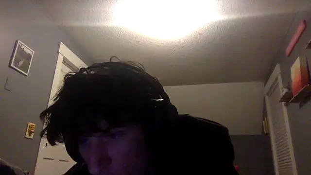 Snapshot of KittingGrappler chatting on 12/16/25, 10:04 KittingGrappler online show from 12/16/25, 10:04