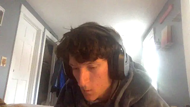 Snapshot of KittingGrappler chatting on 01/15/26, 08:01 KittingGrappler online show from 01/15/26, 08:01