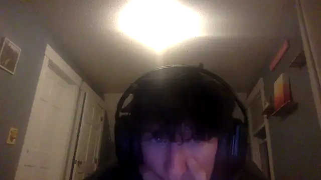 Snapshot of KittingGrappler chatting on 03/17/26, 11:41 KittingGrappler online show from 03/17/26, 11:41