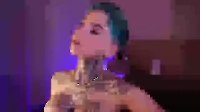 Snapshot of AliceShazaham_ chatting on 01/06/25, 02:58 AliceShazaham online show from 01/06/25, 02:58