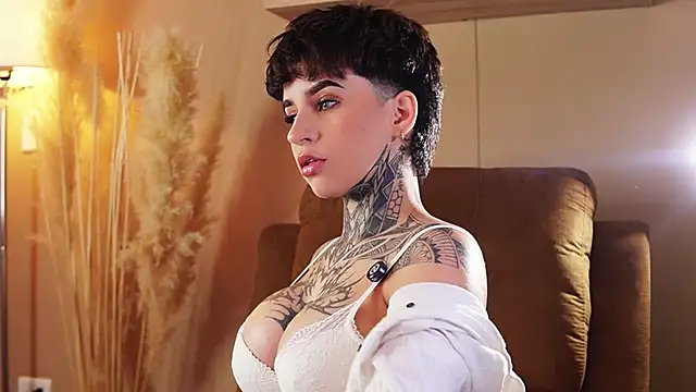 AliceShazaham  online show from 05/10/26, 08:52