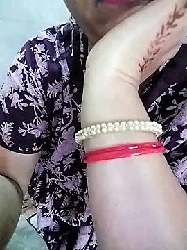 PayalSharmahot143 online show from 10/18/25, 03:53