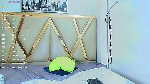 littleebonymommy online show from 03/04/25, 02:49