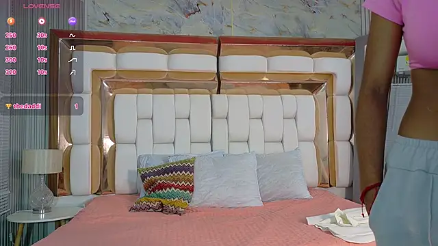 littleebonymommy online show from 10/01/25, 02:50