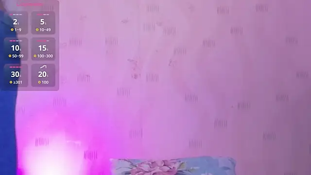 Snapshot of littleebonymommy chatting on 02/24/26, 07:56 littleebonymommy online show from 02/24/26, 07:56