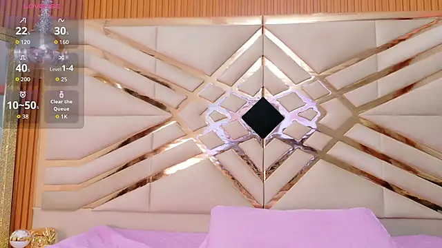 Snapshot of littleebonymommy chatting on 02/28/26, 02:56 littleebonymommy online show from 02/28/26, 02:56