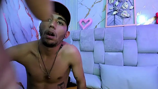 Annyeli online show from 02/09/25, 10:09