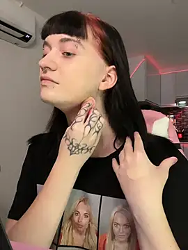 Snapshot of Vailyreb_ chatting on 04/03/26, 03:04 Vailyreb online show from 04/03/26, 03:04