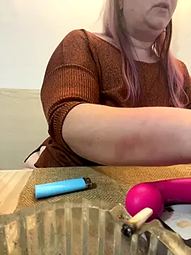 Snapshot of Popinasq chatting on 11/22/25, 06:01 Popinasq online show from 11/22/25, 06:01