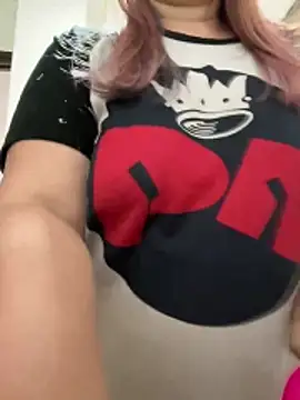 Snapshot of Popinasq chatting on 11/29/25, 05:16 Popinasq online show from 11/29/25, 05:16