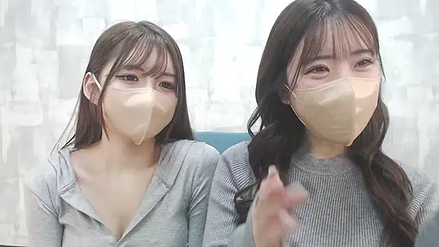 Snapshot of LOVE_MOMO_LOVE chatting on 02/04/25, 11:38 LOVE MOMO LOVE online show from 02/04/25, 11:38