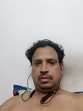 Snapshot of Raj1043 chatting on 12/12/24, 07:15 Raj1043 online show from 12/12/24, 07:15