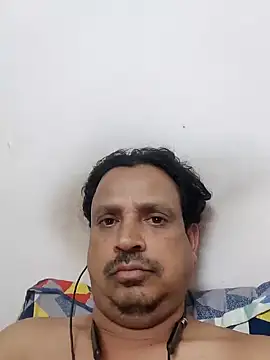 Snapshot of Raj1043 chatting on 12/28/24, 07:33 Raj1043 online show from 12/28/24, 07:33