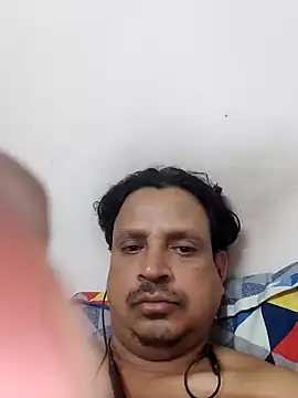 Snapshot of Raj1043 chatting on 12/28/24, 10:34 Raj1043 online show from 12/28/24, 10:34