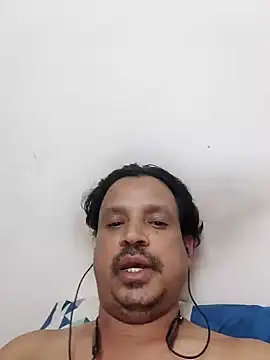 Snapshot of Raj1043 chatting on 01/10/25, 07:54 Raj1043 online show from 01/10/25, 07:54