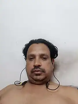 Snapshot of Raj1043 chatting on 01/11/25, 07:16 Raj1043 online show from 01/11/25, 07:16