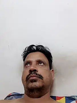 Snapshot of Raj1043 chatting on 03/01/25, 06:32 Raj1043 online show from 03/01/25, 06:32