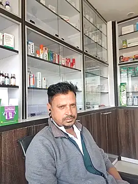 Raj1043 online show from 11/21/25, 05:17