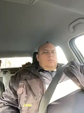 Snapshot of BigromeoXX chatting on 11/21/25, 11:53 BigromeoXX online show from 11/21/25, 11:53