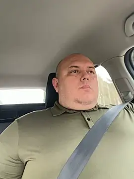 Snapshot of BigromeoXX chatting on 03/27/26, 04:07 BigromeoXX online show from 03/27/26, 04:07